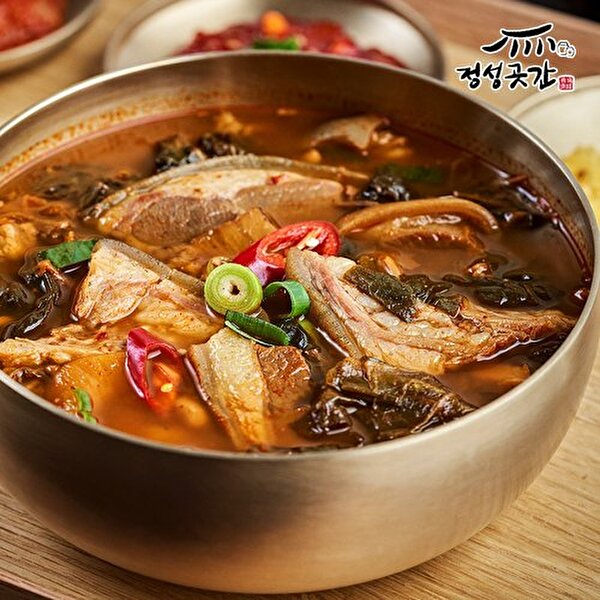 하프클럽 [정성곳간][비밀할인]정성곳간 강순의 명인의 푸짐한 염소탕 원  700g 4팩