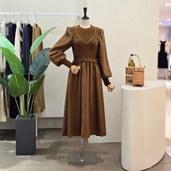 [하프클럽][포커스] [대구백화점][4CUS]진주 케이블 패턴 배색 원피스(FW4J3OP31099)