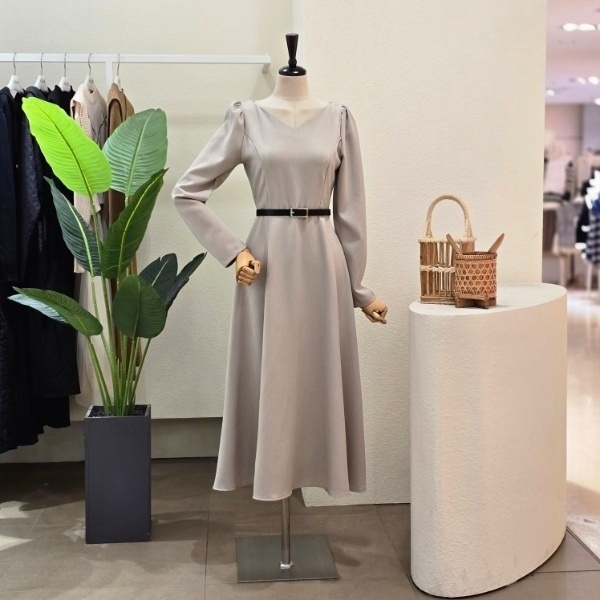 [하프클럽][포커스] [대구백화점][4CUS]데일리 브이넥 벨티드 원피스(FW4K9OP5034)